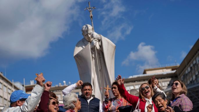 Papa Francisco graba saludo en audio desde el hospital; esto es lo que dijo