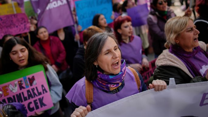 Manifestantes en Día Internacional de la Mujer exigen igualdad de derechos y fin de violencia sexual