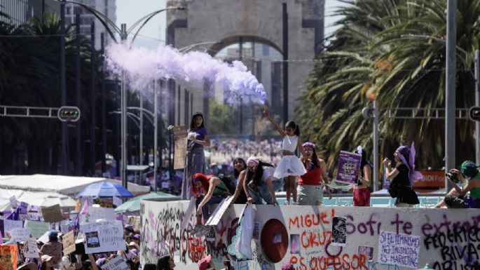 Marcha del 8M en la CDMX se realizó con saldo blanco: CDHCM (Videos)