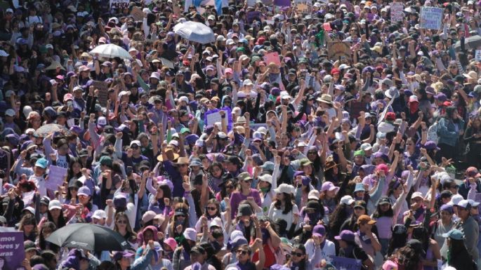 Madres buscadoras encabezaron marcha del 8M en Zacatecas; asistieron 10 mil mujeres (Video)