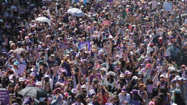 Madres buscadoras encabezaron marcha del 8M en Zacatecas; asistieron 10 mil mujeres (Video)