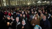 El papa a da gracias a los voluntarios mientras el Vaticano celebra otro evento del Año Santo sin él