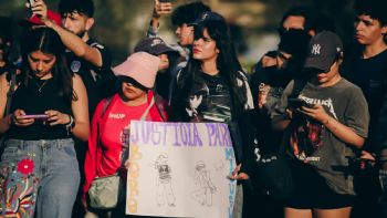 Familiares de Berenice Giles, periodista fallecida en Axe Ceremonia, exigen audiencia con Sheinbaum