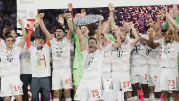 El Bayern de Múnich celebra el título de la Bundesliga y se despide de Thomas Müller