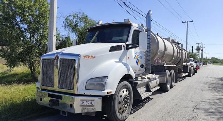 Aseguran pipas con 30 mil litros de combustible ilegal que entrÃ³ de EU a Coahuila