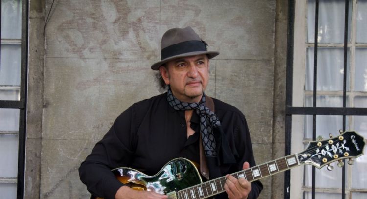 40 años de música y poesía: Gira de Benjamín Anaya por Europa