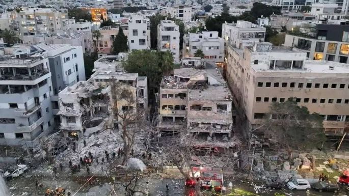 Ataque iraní en la zona residencial de Petah Tikva mata a cuatro civiles (Videos)