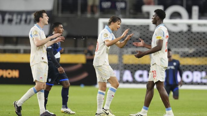 Salzburgo supera 2-1 a Pachuca en partido largamente interrumpido por tormenta en Mundial de Clubes