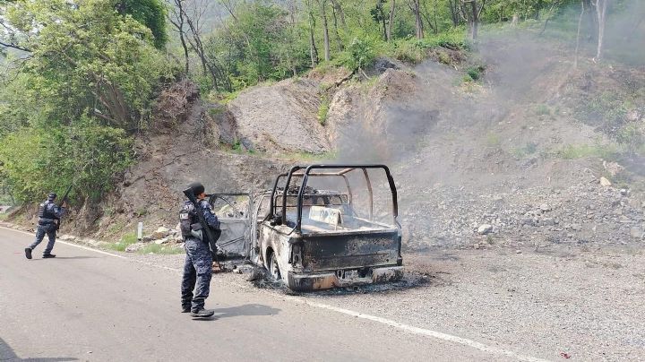 Cinco policías son emboscados y calcinados en una patrulla en Chiapas