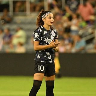 Nadia Nadim: el futbol como refugio y libertad
