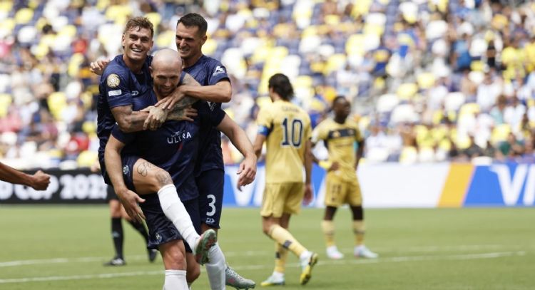 Boca Juniors empata 1-1 con el Auckland City y es eliminado del Mundial de Clubes en fase de grupos