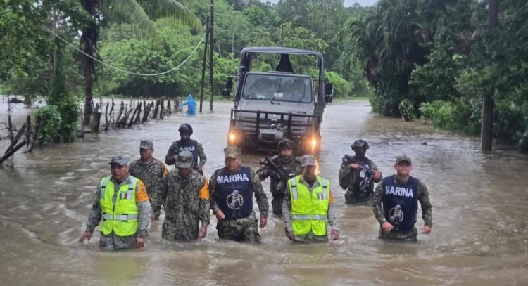 Marina y Ejército activan plan de emergencia por inundaciones al sur de Quintana Roo