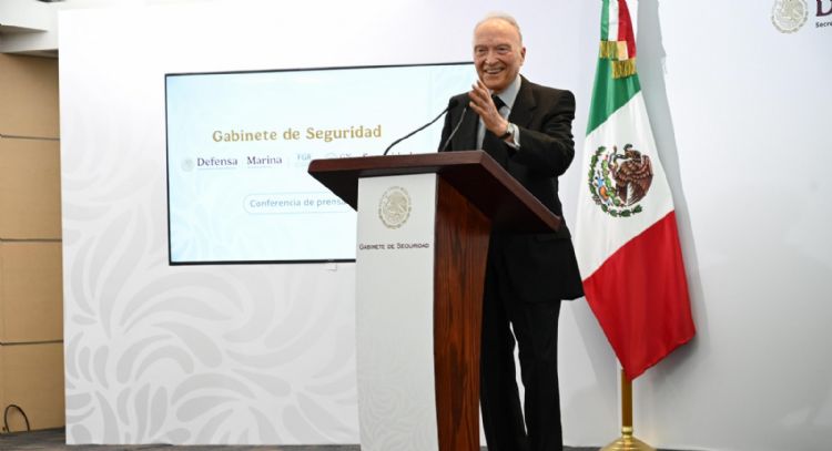 Gertz desestima hallazgo de “mini refinería” clandestina en Coatzacoalcos