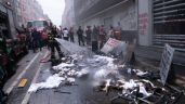 Foto ilustrativa de la nota titulada: Segob y SEP reprueban los “actos vandálicos” de la CNTE en edificio del SNTE (Video)