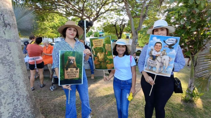 Marchan en Tabasco contra la creación del Museo Nacional Olmeca