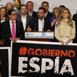 La 4T aprueba CURP con datos biométricos, huella y foto; consuma ley sobre desapariciones