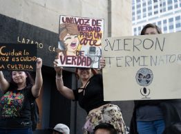 Artistas y productores protestan en CDMX contra el uso de la Inteligencia Artificial
