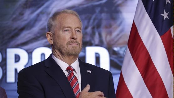 Embajada china enfrenta a Ronald Johnson; acusa a EU de impulsar “política de Guerra Fría” en México