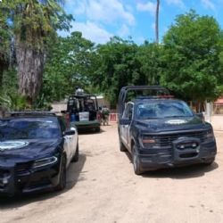 Periodistas quedan en medio de fuego cruzado en zona rural de Culiacán