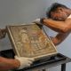 Mosaico erótico de la era romana robado por un capitán nazi fue devuelto a Pompeya