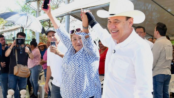 Gobernador Durazo entrega 2 mil 645 apoyos del programa Fortalecimiento Económico