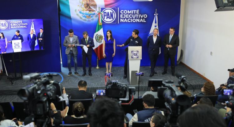 Lilly Téllez, Döring, Taboada, Rojo, Creel... Romero recopila casos de espionaje contra panistas