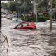 Activan alerta roja por lluvias en Magdalena Contreras; corriente arrastra varios autos (Videos)