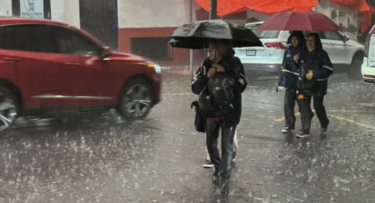 Monzón, inestabilidad atmosférica y humedad reforzarán lluvias este miércoles en casi 20 estados