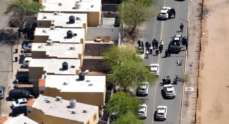 Con apoyo de drones, capturan a dos hombres en Hermosillo; robaron una motocicleta