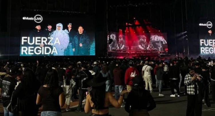 Los "tumbados" de Fuerza Regida presentes ante 65 mil personas en la CDMX