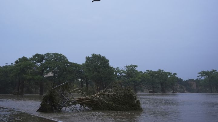 Cómo las condiciones climáticas propiciaron las repentinas y letales inundaciones en Texas