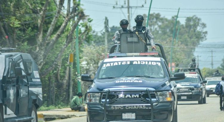 Detienen a siete policías de Chiapas en frontera con Guatemala por venta y distribución de droga