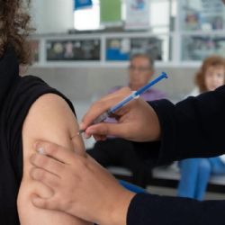Gobernadora de Aguascalientes llama a madres y padres a completar esquema de vacunación de sus hijos