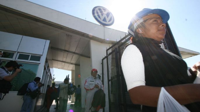 Sindicato de Volkswagen amenaza con huelga por falta de acuerdo sobre aumento salarial