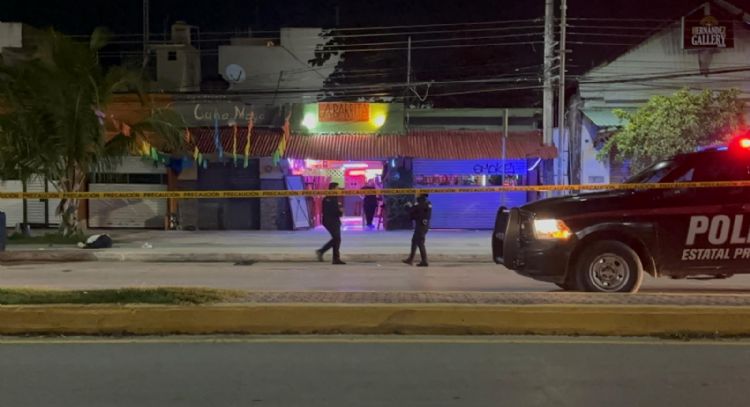Asesinan a tres personas en bar de la zona turística de Tulum