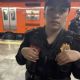 Nueva Derecha valida a policía que negó acceso de mujer trans a vagón exclusivo; COPRED condena