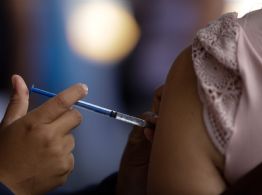 Instalarán dos mil módulos de vacunación contra el sarampión en la CDMX