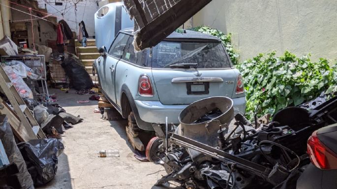 Aseguran dos toneladas de autopartes con reporte de robo en Nezahualcóyotl