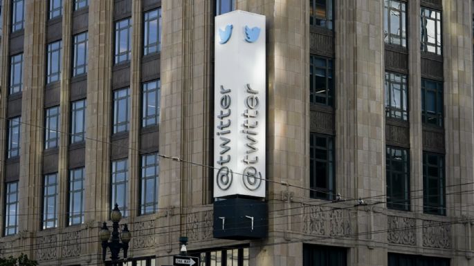 X alcanza acuerdo preliminar con exempleados de Twitter en demanda por 500 millones de dólares