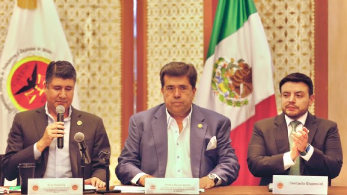 Persisten extorsiones contra transportistas en Durango; gobernador ofrece “meterse con todo”