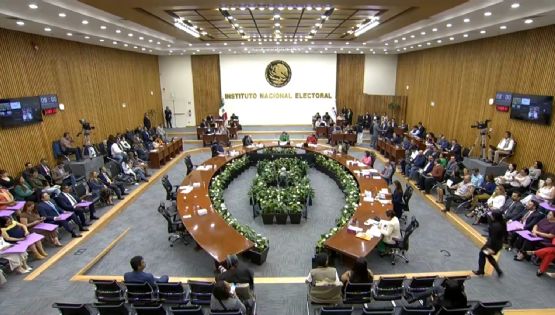 El INE batea queja del PAN contra el mitin de Sheinbaum en el Zócalo