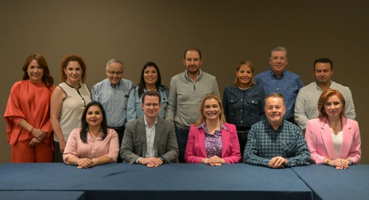 Gobernadora de Chihuahua se reúne con senadores del PAN