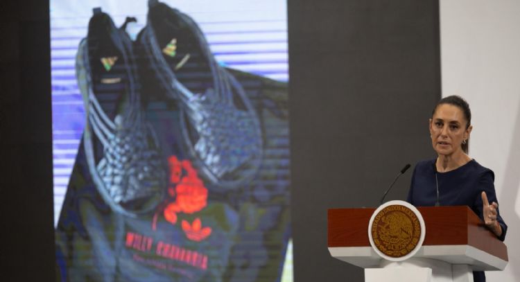 Gobierno prepara ley de propiedad intelectual para pueblos indígenas, tras presunto plagio de adidas