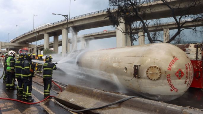 Fiscalía de CDMX investiga exceso de velocidad en la explosión de la pipa en Iztapalapa