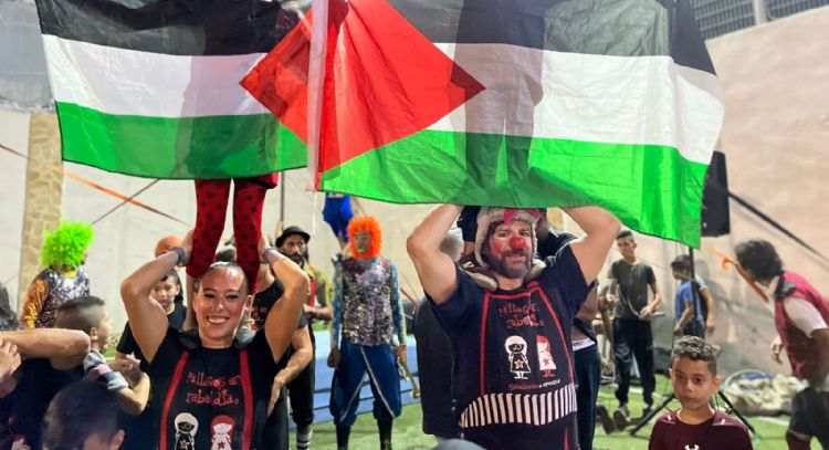 La risa, antídoto contra el miedo y herramienta contra genocidio de Israel: "Pallasos en Rebeldía"