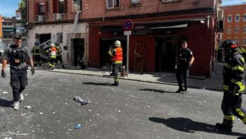 Explosión por fuga de gas en edificio de Madrid deja un muerto y 25 heridos (Videos)