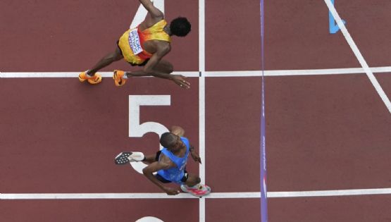 Ganador del Maratón del Mundial de Atletismo se decide en un sprint y un final de foto (Video)