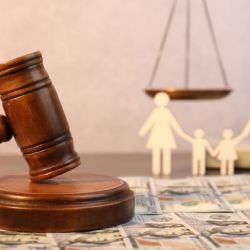 Derechos para padres: ¿pueden los hombres demandar pensión alimenticia en México?