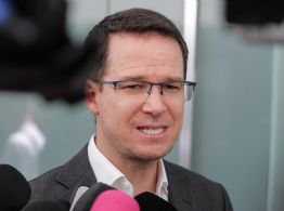 Ricardo Anaya arremete contra iniciativa de Sheinbaum para reformar la ley de amparo