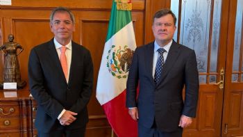 Subsecretario del Tesoro de EU pide a banqueros mexicanos reforzar medidas contra criminales